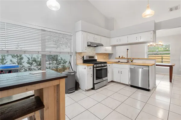 $345,000 | 110 Baywest Drive, Orlando, FL 32835