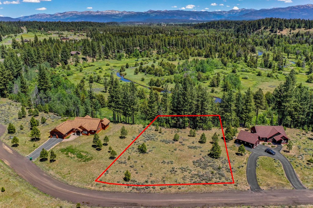 8 Targhee Court, Unit 33 McCall, ID 83638 - Photo 26 of 34