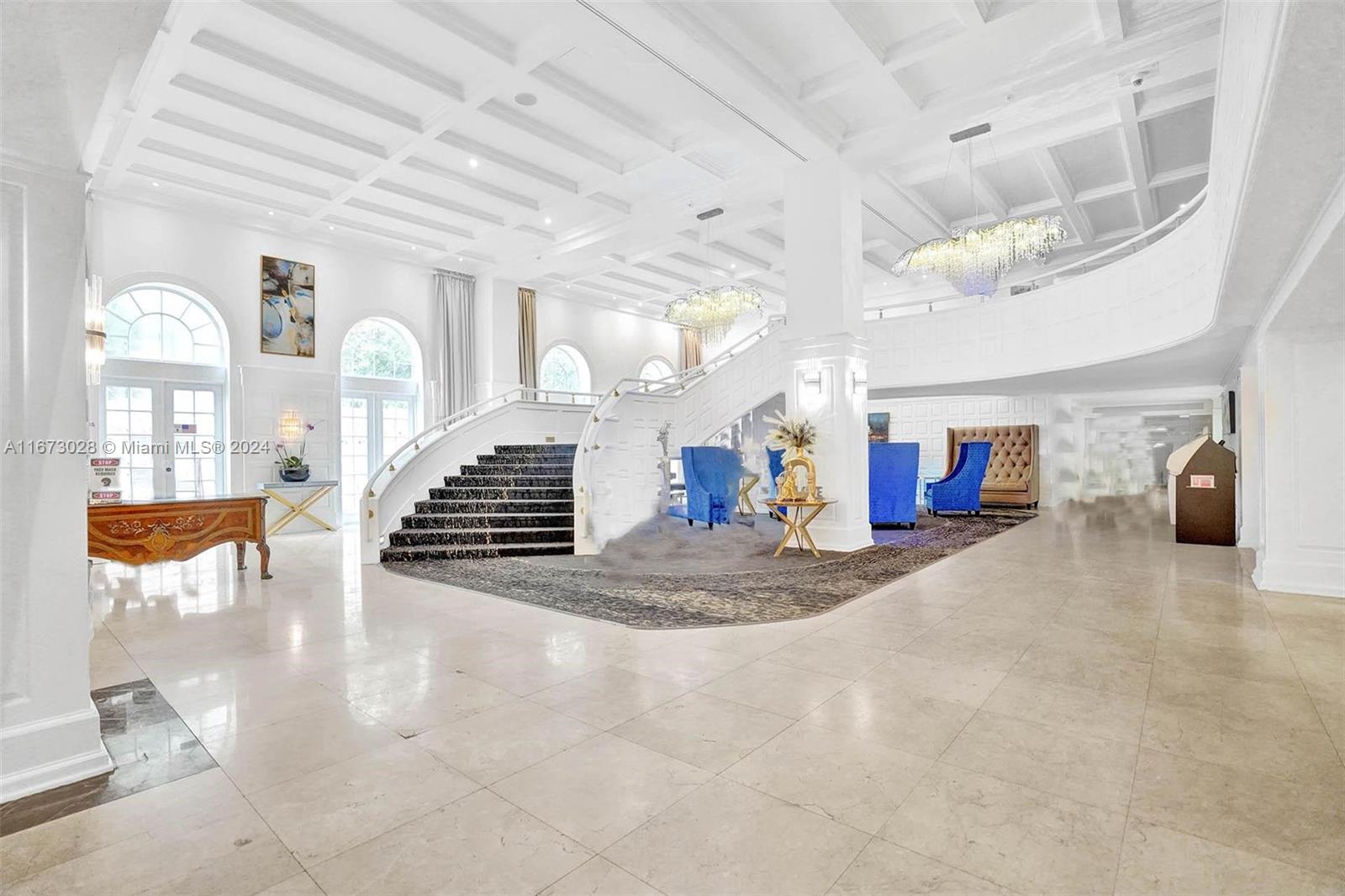 5225 Collins Avenue, Unit PH7 Miami Beach, FL 33140 - Photo 45 of 50 a view of a living room