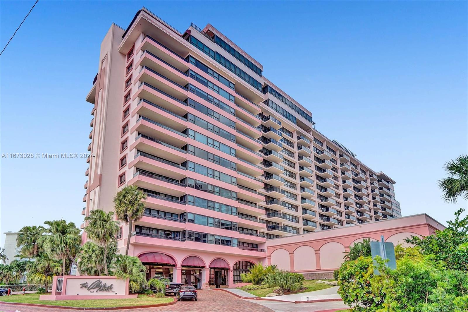 5225 Collins Avenue, Unit PH7 Miami Beach, FL 33140 - Photo 49 of 50