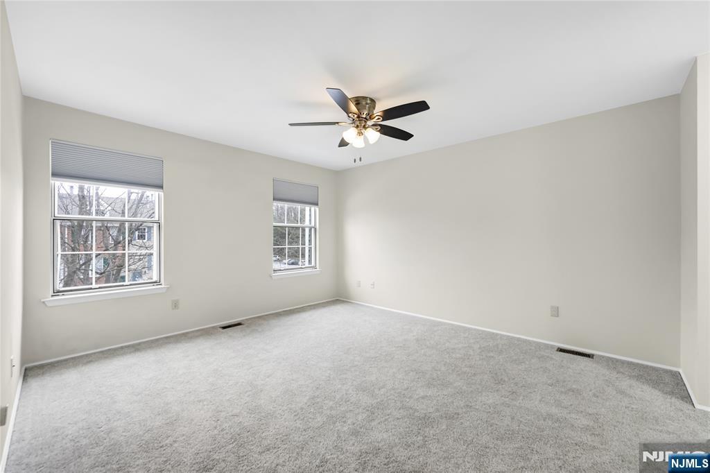 705 Pepperidge Road Mahwah, NJ 07430 - Photo 17 of 21 Gallery Image 17