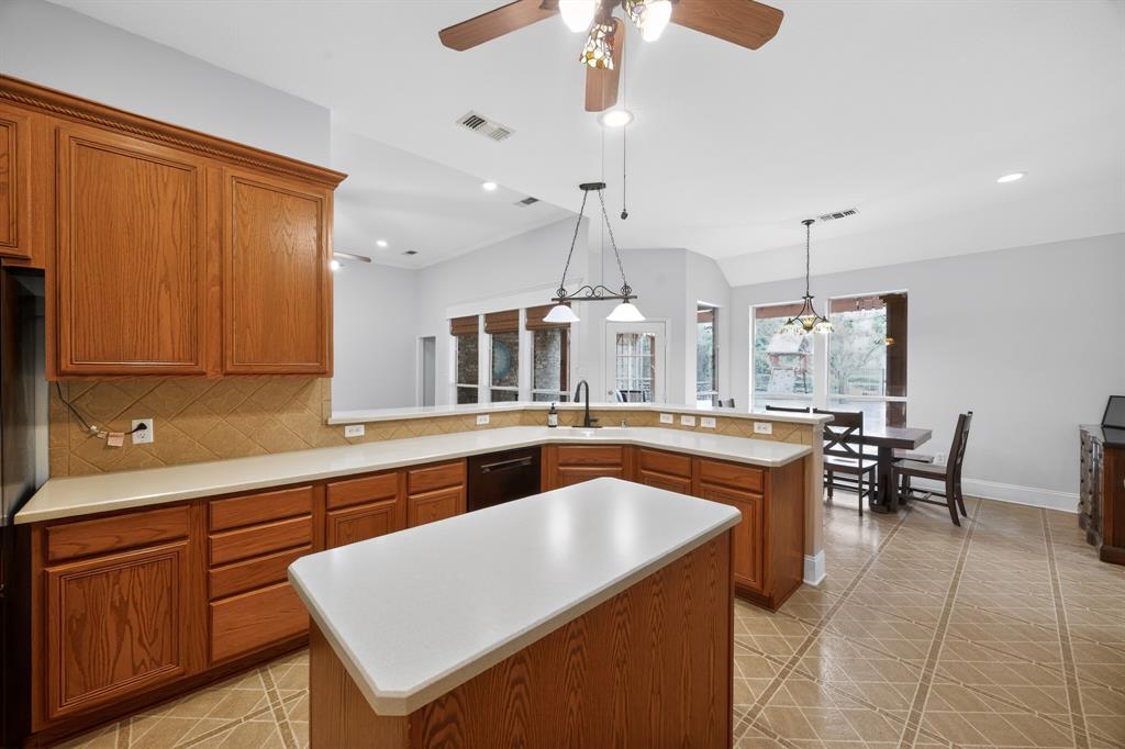 195 Connor Lane Allen, TX 75002 - Photo 11 of 36