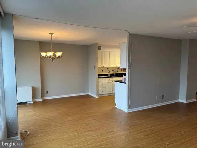 $215,000 | 1001 City Avenue, Unit ED715, Wynnewood, PA 19096