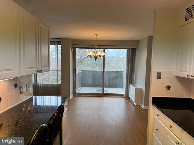 $215,000 | 1001 City Avenue, Unit ED715, Wynnewood, PA 19096