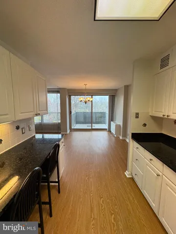 $215,000 | 1001 City Avenue, Unit ED715, Wynnewood, PA 19096