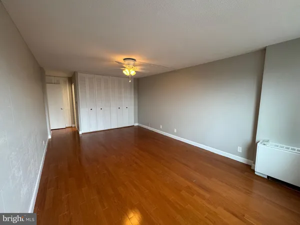 $179,900 | 1001 City Avenue, Unit ED715, Wynnewood, PA 19096