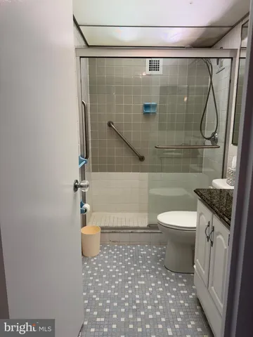 $215,000 | 1001 City Avenue, Unit ED715, Wynnewood, PA 19096