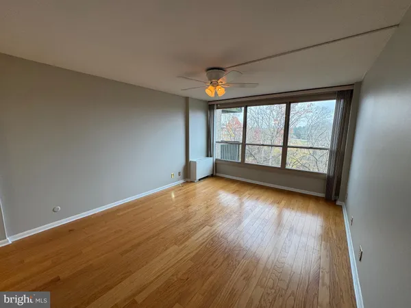 $179,900 | 1001 City Avenue, Unit ED715, Wynnewood, PA 19096