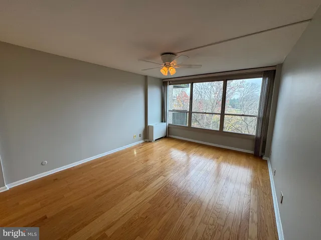 $215,000 | 1001 City Avenue, Unit ED715, Wynnewood, PA 19096