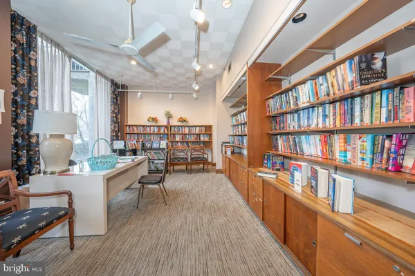 $179,900 | 1001 City Avenue, Unit ED715, Wynnewood, PA 19096