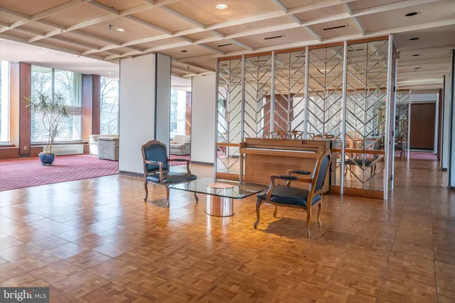 $215,000 | 1001 City Avenue, Unit ED715, Wynnewood, PA 19096