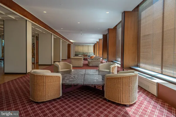 $179,900 | 1001 City Avenue, Unit ED715, Wynnewood, PA 19096