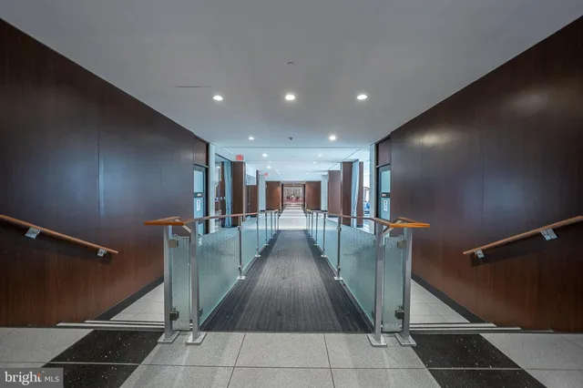 $215,000 | 1001 City Avenue, Unit ED715, Wynnewood, PA 19096