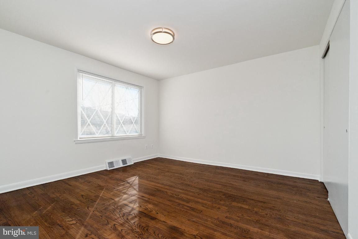 5539 Whitby Road Baltimore, MD 21206 - Photo 13 of 26 Primary Bedroom
