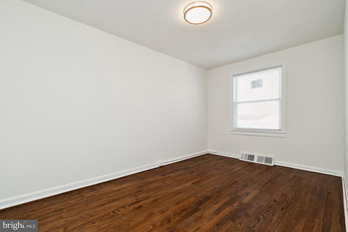 5539 Whitby Road Baltimore, MD 21206 - Photo 17 of 26 Bedroom 2