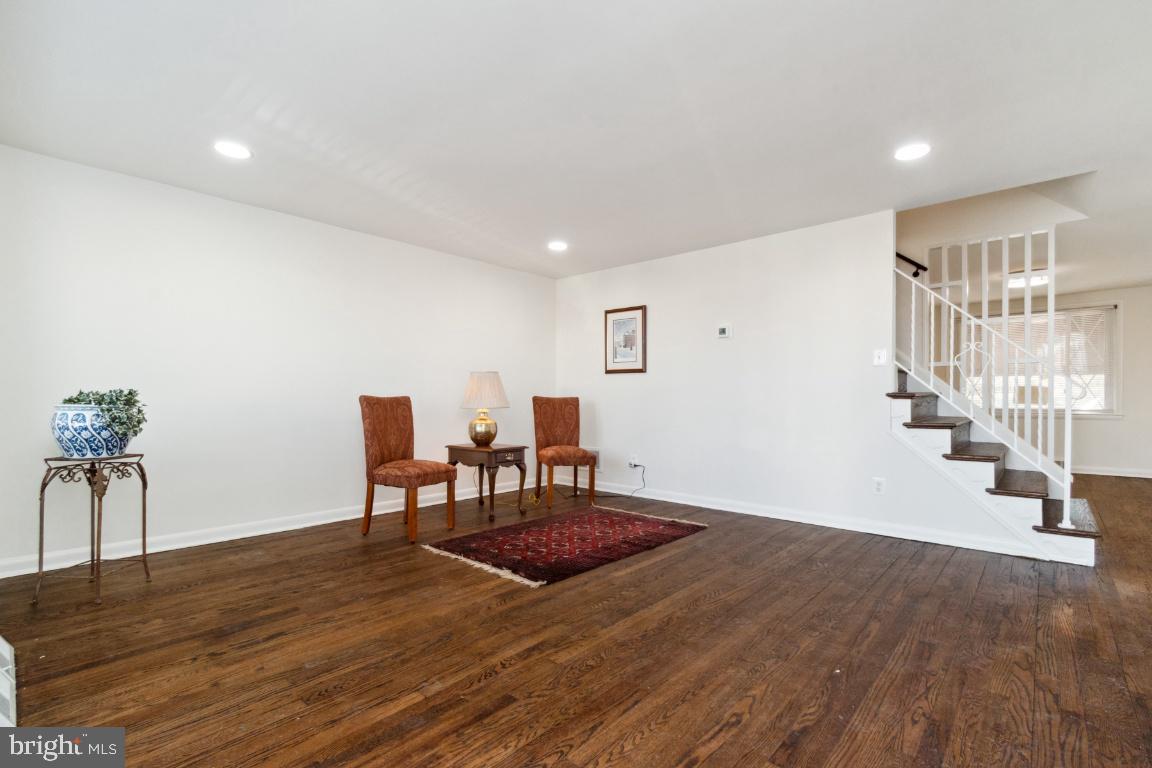 5539 Whitby Road Baltimore, MD 21206 - Photo 4 of 26 Open Spacious Living Room