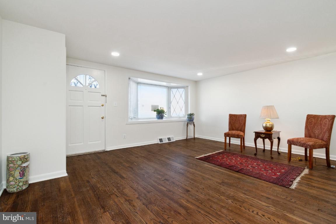 5539 Whitby Road Baltimore, MD 21206 - Photo 6 of 26 Natural Light from the Bay Window