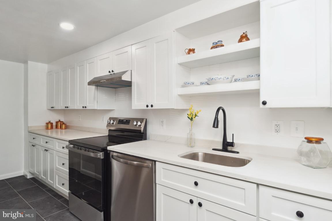 5539 Whitby Road Baltimore, MD 21206 - Photo 10 of 26 Updated Kitchen with Quartz Countertops