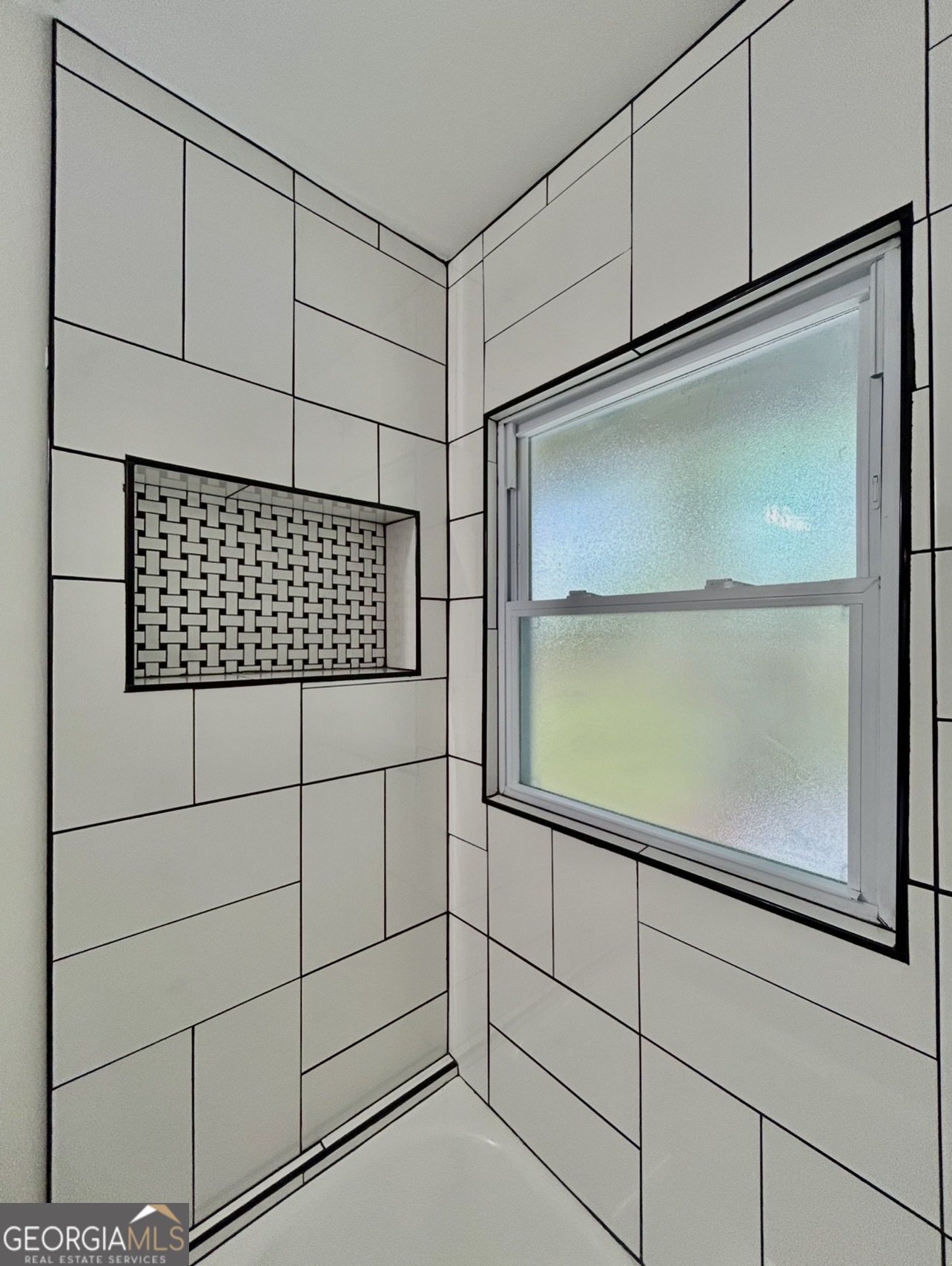 1742 Constitution Road Southeast Atlanta, GA 30316 - Photo 19 of 32 a bathroom with a shower