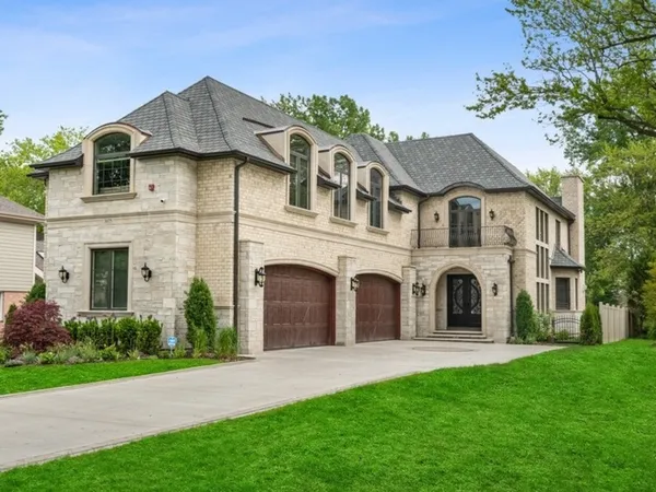 $2,475,000 | 3075 Keystone Road, Northbrook, IL 60062