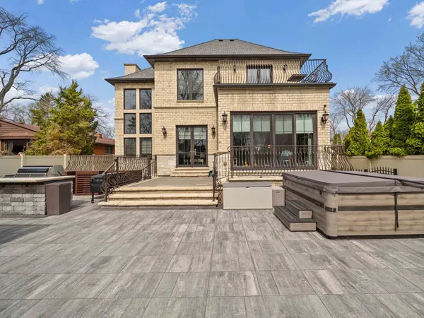 $2,475,000 | 3075 Keystone Road, Northbrook, IL 60062