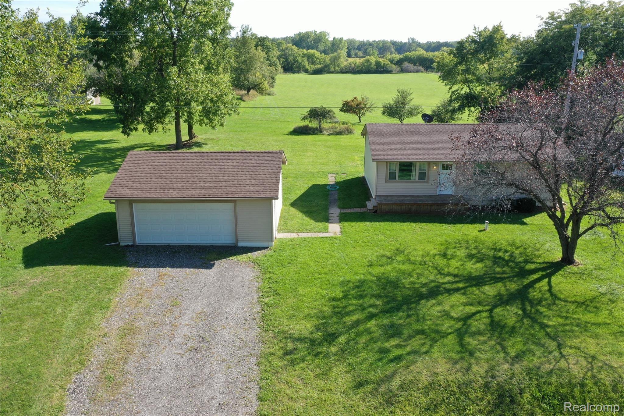11107 Ray Road Gaines, MI 48436 - Photo 1 of 26 org_aea32248f8272ccc_1599855384000.jpg