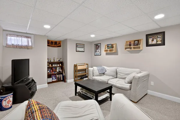 $825,000 | 98 Sandwich Road, East Falmouth, MA 02536