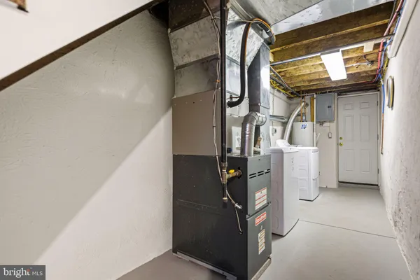 a view of a storage & utility room