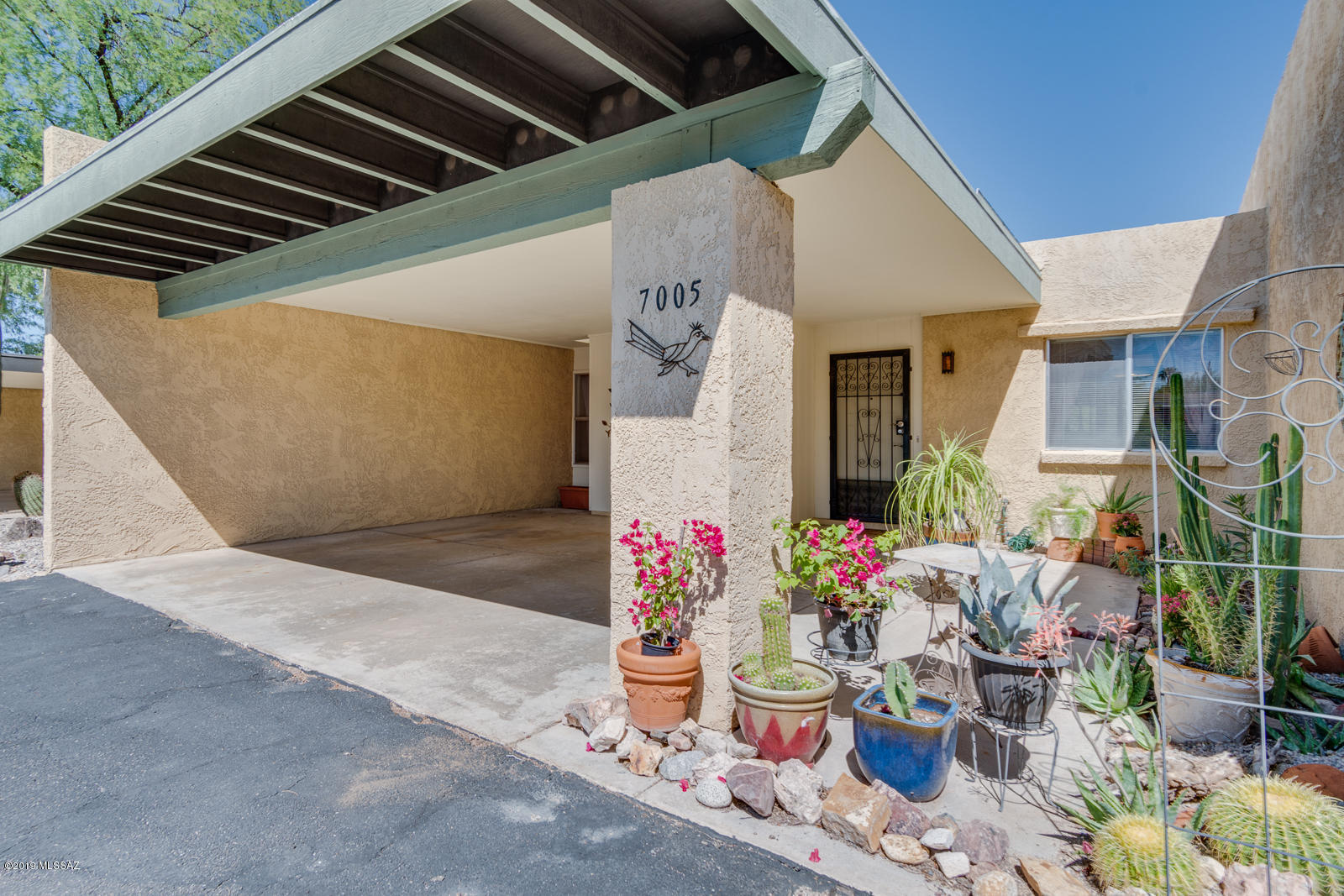 7005 East Rivercrest Road Tucson, AZ 85750 - Photo 3 of 33 Gallery Image 3