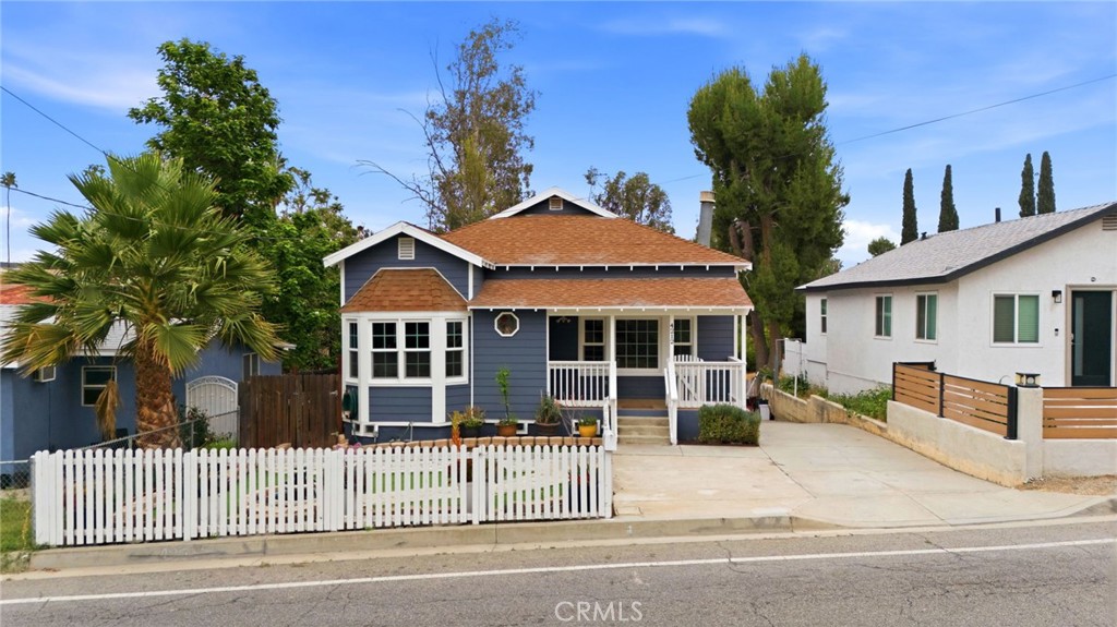 4212 14th Street Riverside, CA 92501 - Photo 1 of 57
