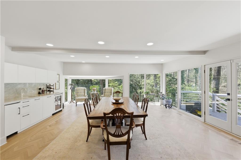 505 Hollydale Court Northwest Atlanta, GA 30342 - Photo 31 of 117