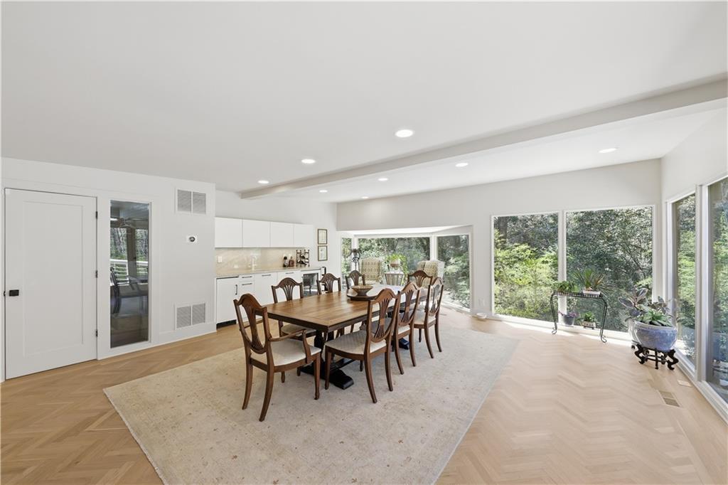 505 Hollydale Court Northwest Atlanta, GA 30342 - Photo 32 of 117