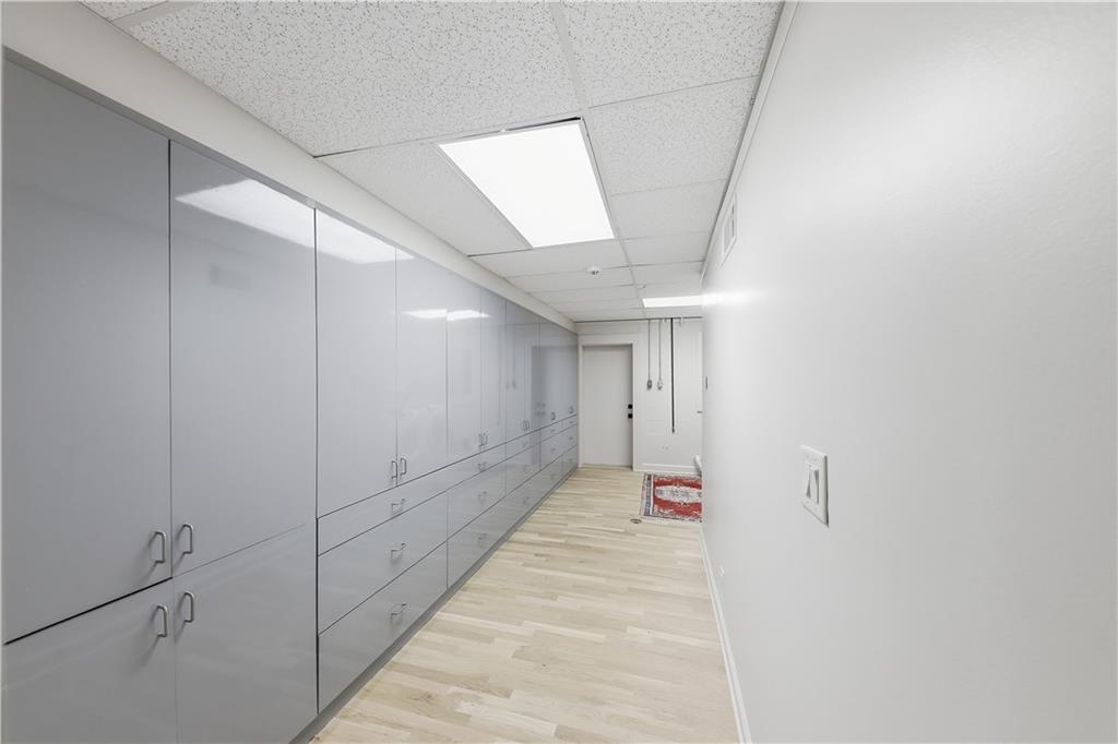 505 Hollydale Court Northwest Atlanta, GA 30342 - Photo 74 of 117