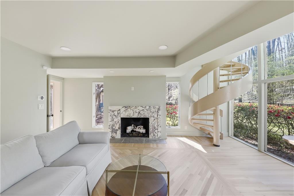 505 Hollydale Court Northwest Atlanta, GA 30342 - Photo 89 of 117