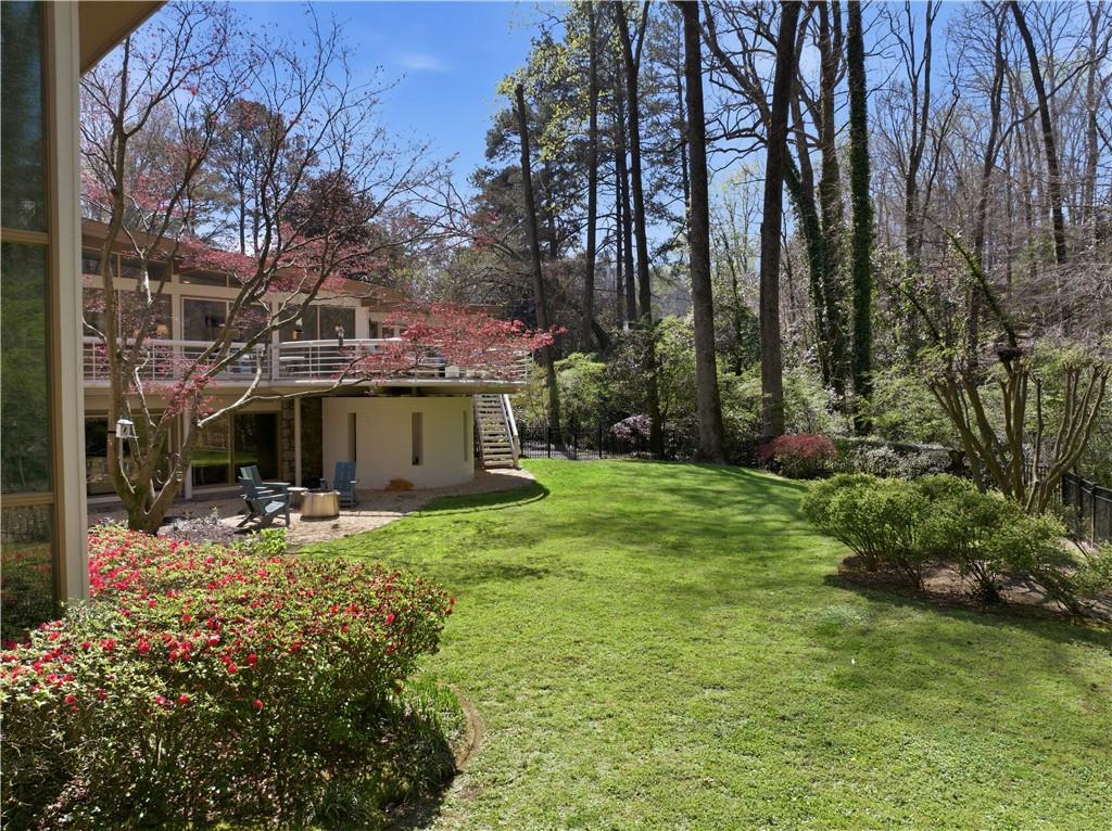 505 Hollydale Court Northwest Atlanta, GA 30342 - Photo 96 of 117