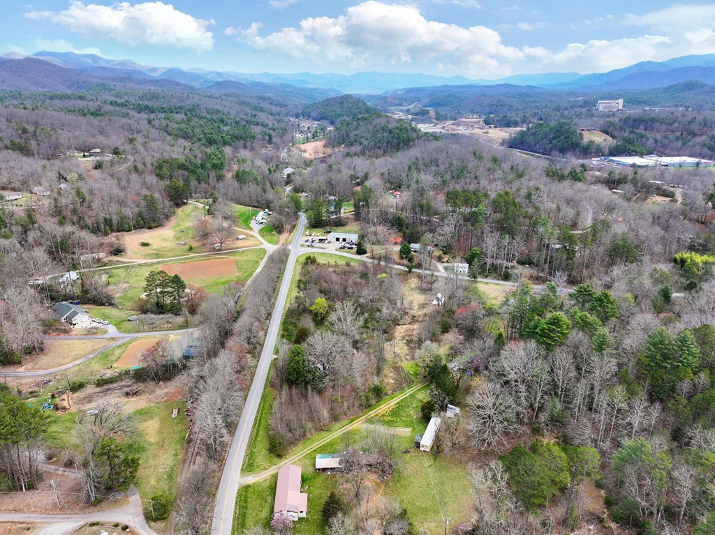 1304 Pleasant Valley Road Murphy, NC 28906 - Photo 11 of 15