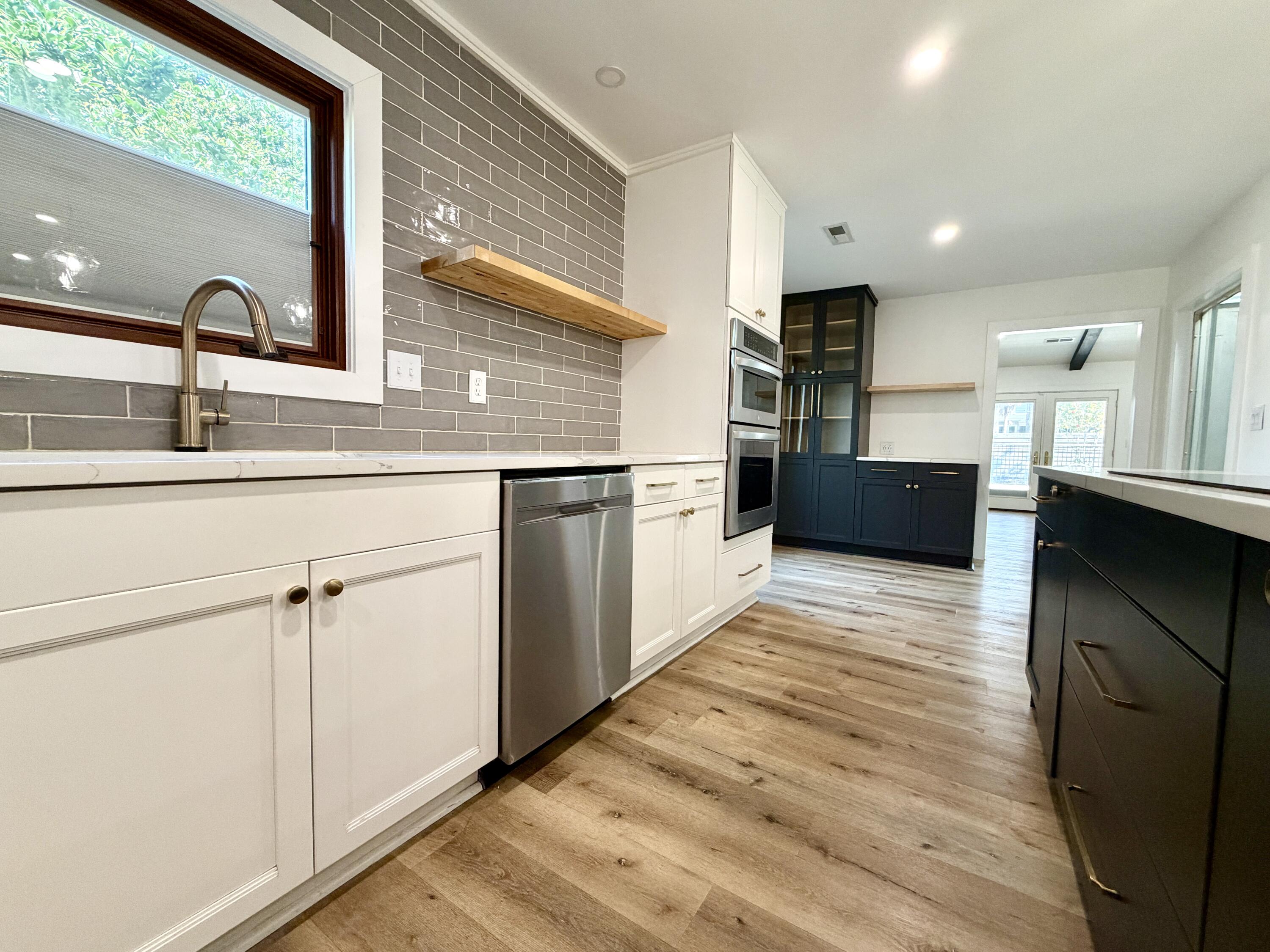 1128 Windsome Place Mount Pleasant, SC 29464 - Photo 20 of 51 Snee Farm Home for Sale