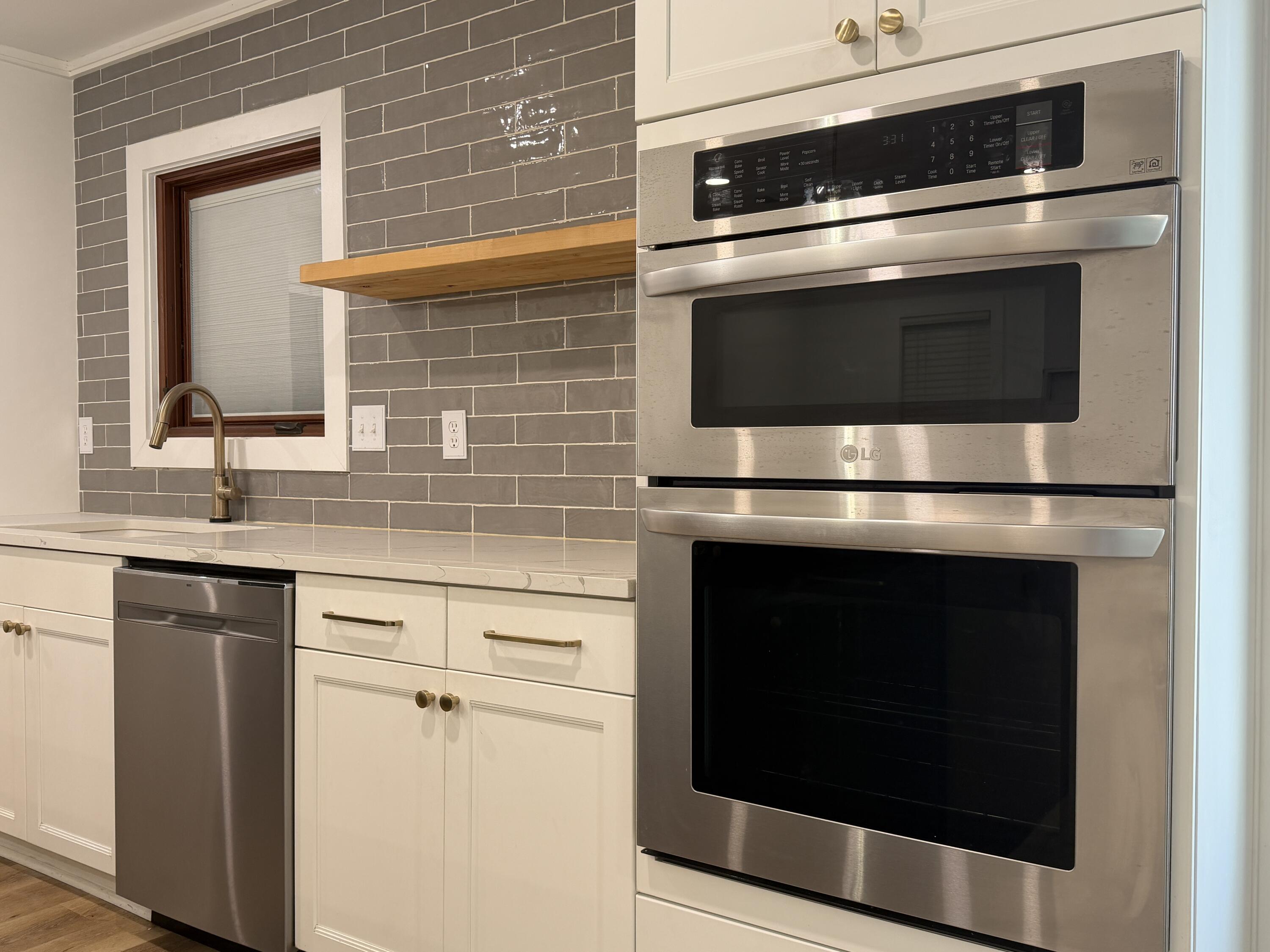 1128 Windsome Place Mount Pleasant, SC 29464 - Photo 26 of 51 Snee Farm Home for Sale