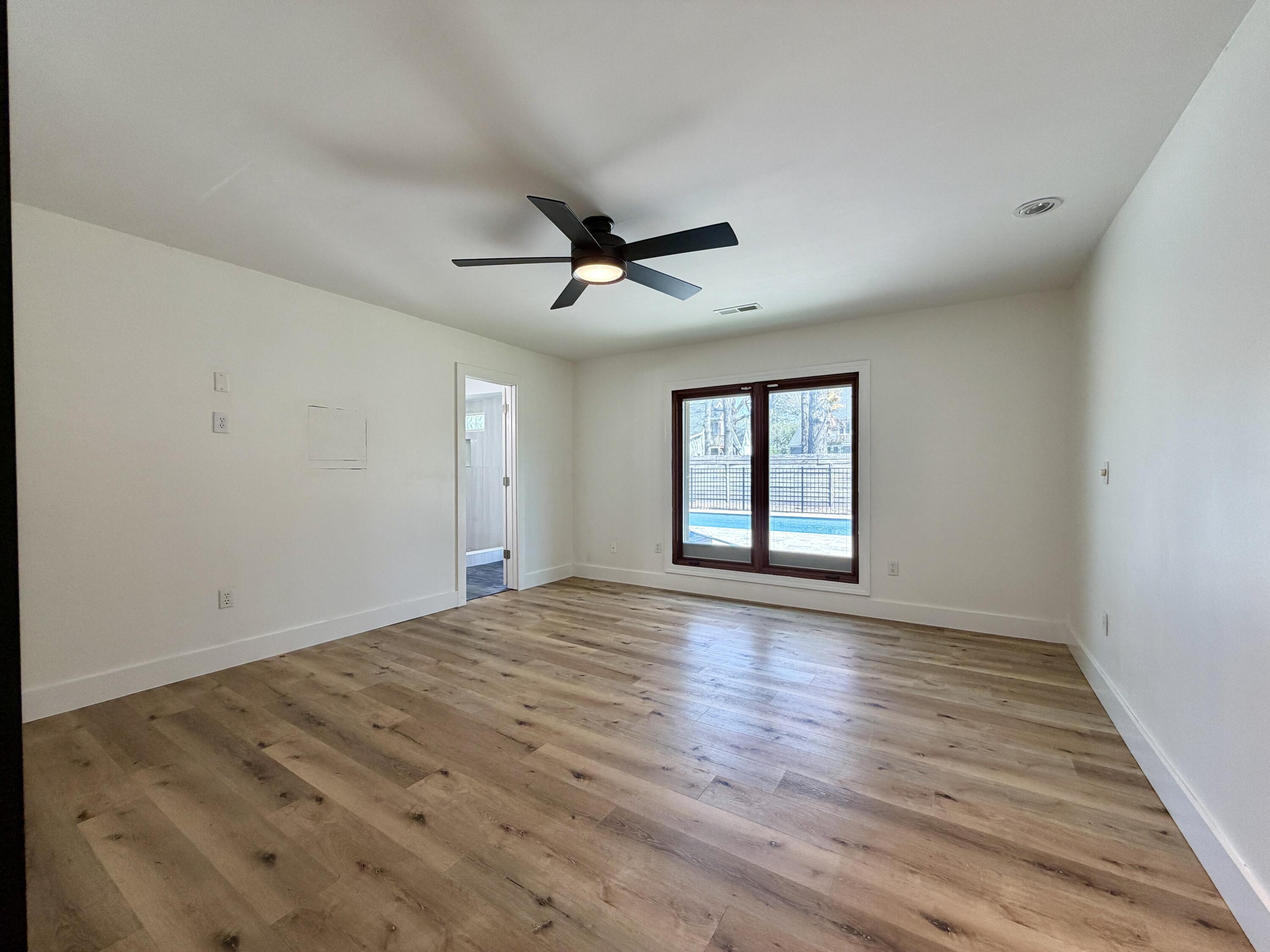 1128 Windsome Place Mount Pleasant, SC 29464 - Photo 32 of 51 Snee Farm Home for Sale