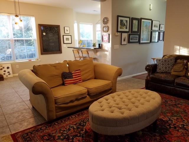 3257 Beaconsfield Road Mount Pleasant, SC 29466 - Photo 5 of 15 Living Room