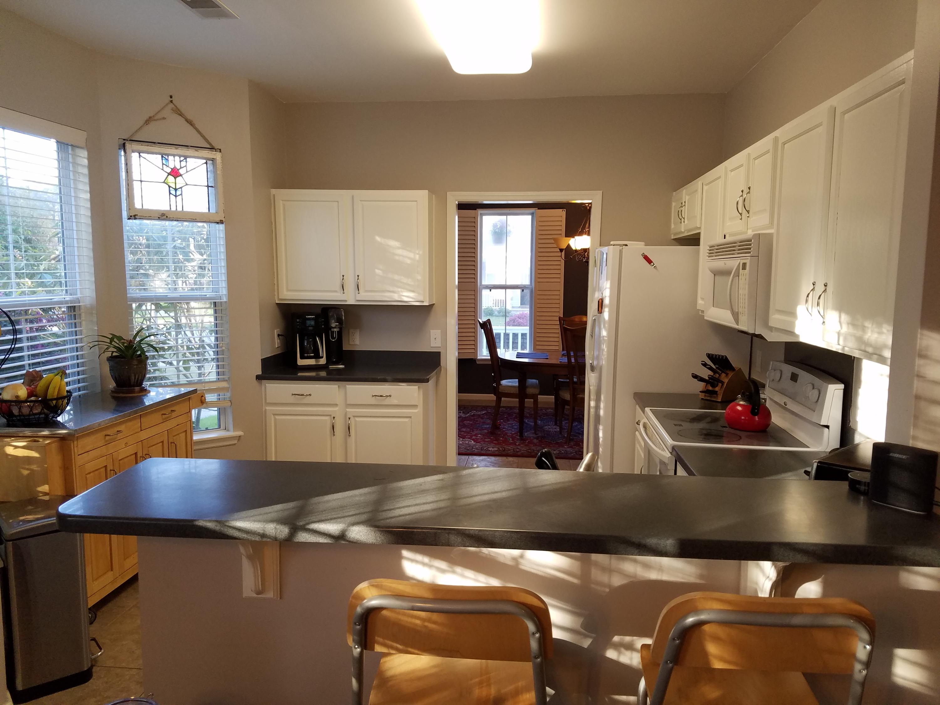 3257 Beaconsfield Road Mount Pleasant, SC 29466 - Photo 7 of 15 Kitchen