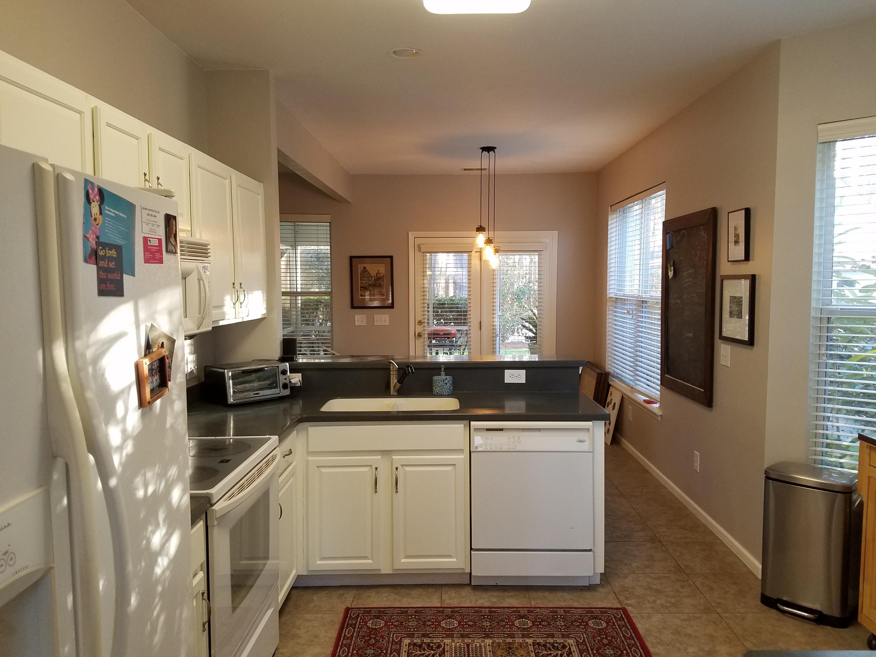 3257 Beaconsfield Road Mount Pleasant, SC 29466 - Photo 8 of 15 Kitchen