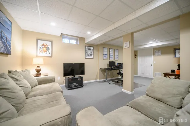 $750,000 | 12 Diamond Lane, Howell, NJ 07731