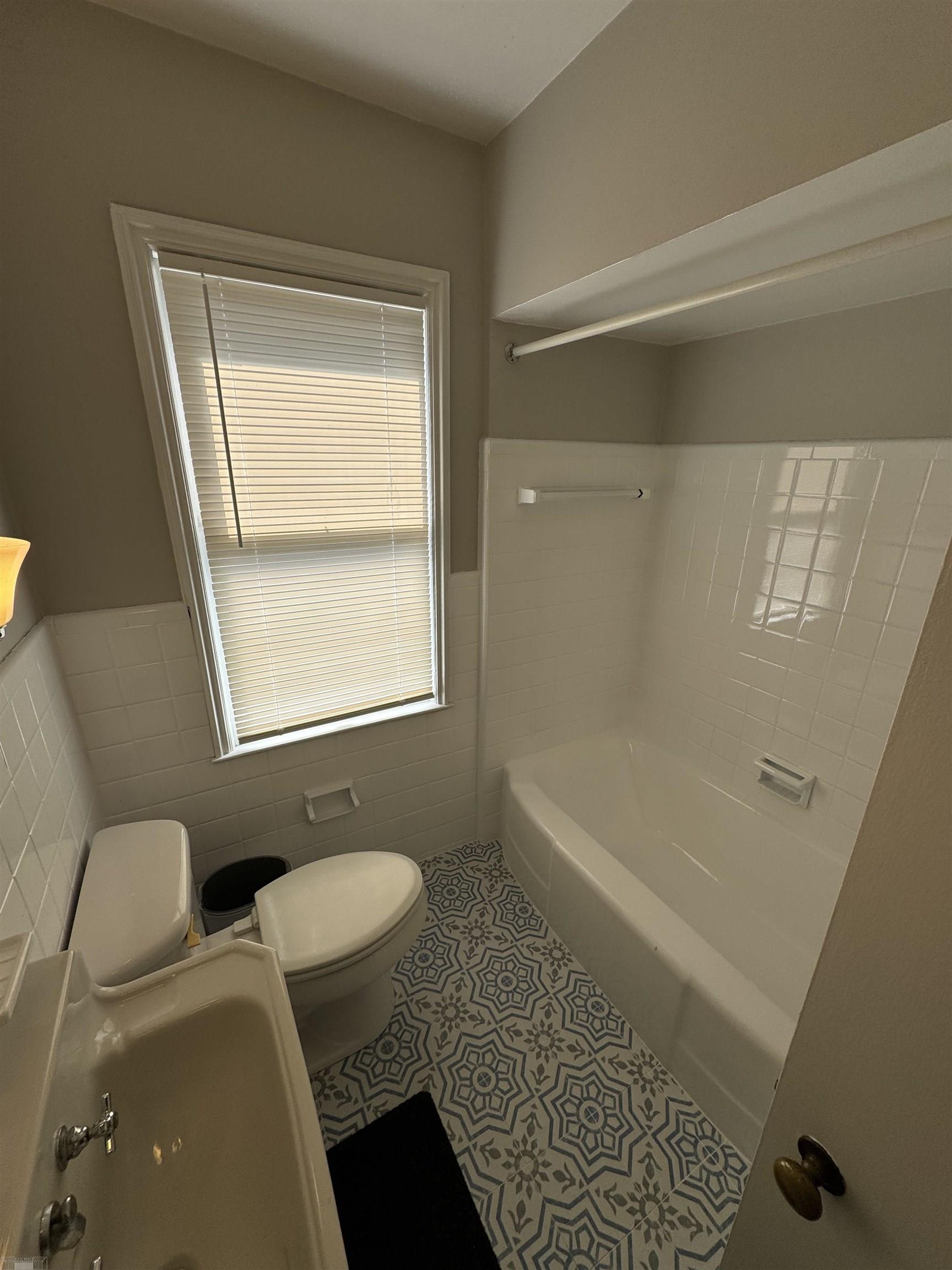 855 Neff Road Grosse Pointe, MI 48230 - Photo 11 of 13