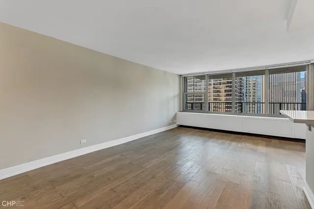 $349,000 | 400 East Randolph Street, Unit 3428, Chicago, IL 60601