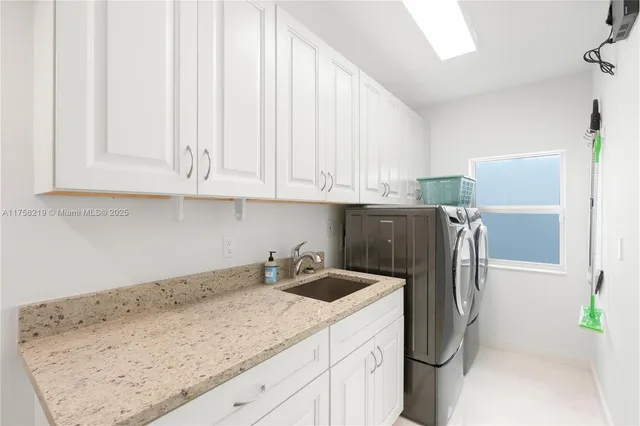 $15,000 | 1807 North Fort Lauderdale Beach Boulevard, Fort Lauderdale, FL 33305