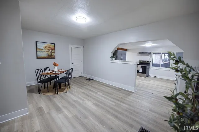 $169,900 | 2160 Virginia Avenue, Connersville, IN 47331