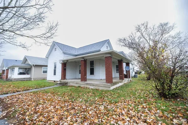 $149,900 | 2160 Virginia Avenue, Connersville, IN 47331