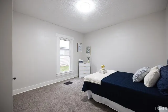 $169,900 | 2160 Virginia Avenue, Connersville, IN 47331