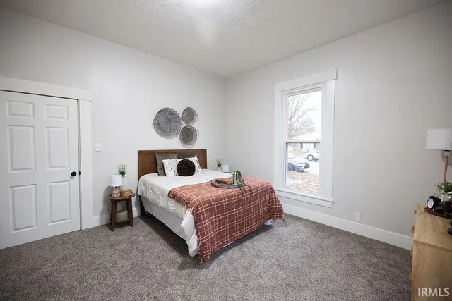 $169,900 | 2160 Virginia Avenue, Connersville, IN 47331